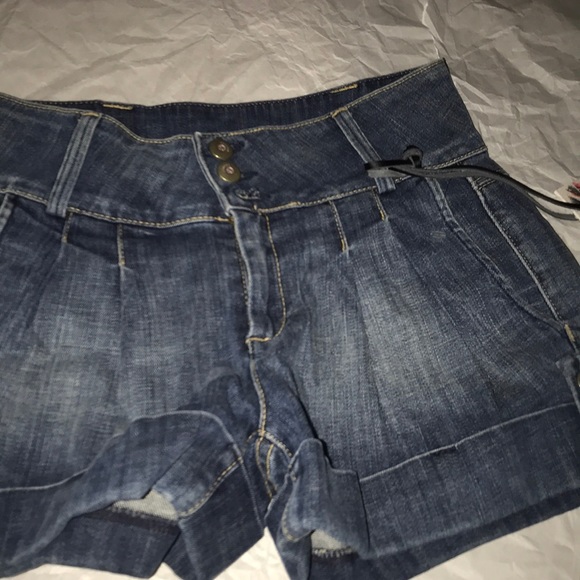 NWT HUDSON Vintage High Rise Pleated Cuffed Denim - Main Image